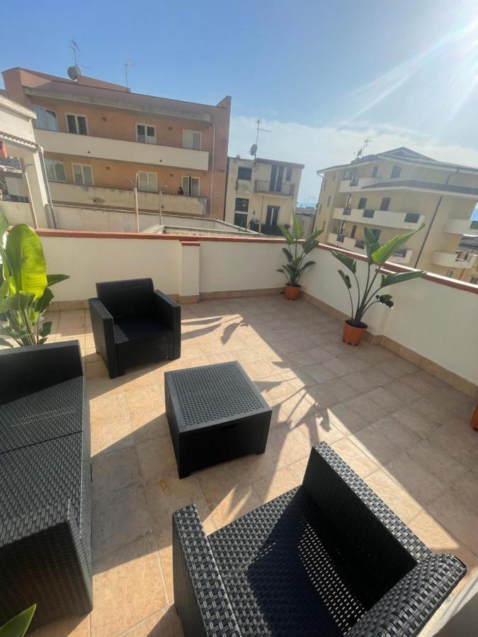 Apartamento Gm Immobiliare Reggio Calabria Exterior foto
